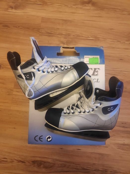 продам коньки практически новые