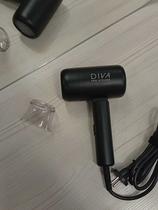 Мини-сгъваем сешоар Diva Pro Styling Jet Set 3000 PRO