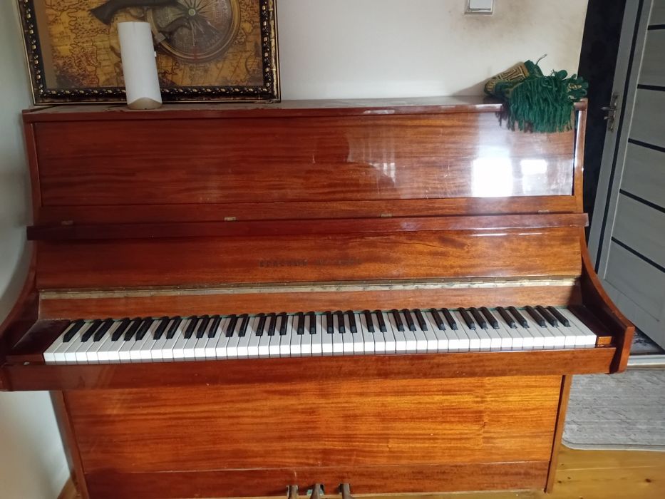 Pianino yaxshi kami bor