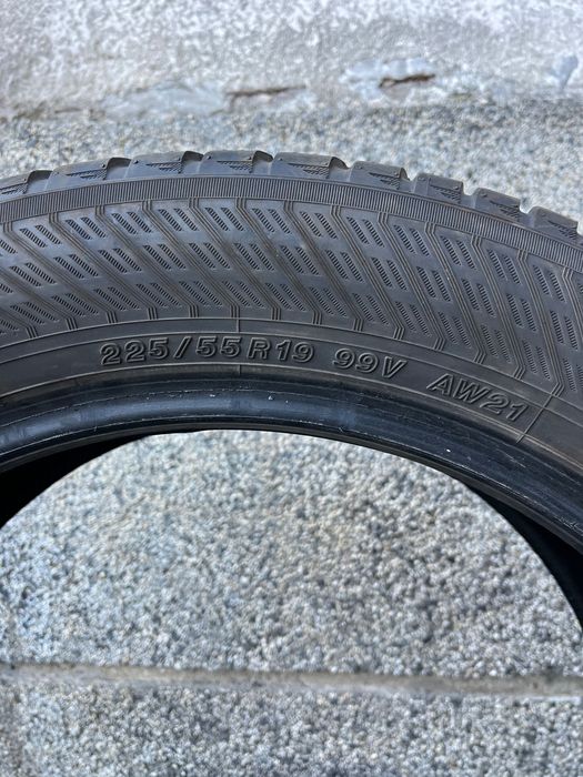 225/55/19 - Yokohama BluEarth-4S AW21