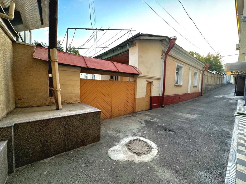 Участок 6 соток М.Улуг р-н Ц.Луначарского