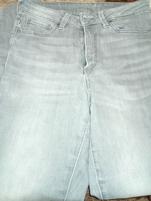 Blugi damă stare foarte bună!
