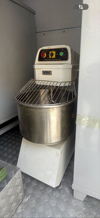 Профессиональный тестомес