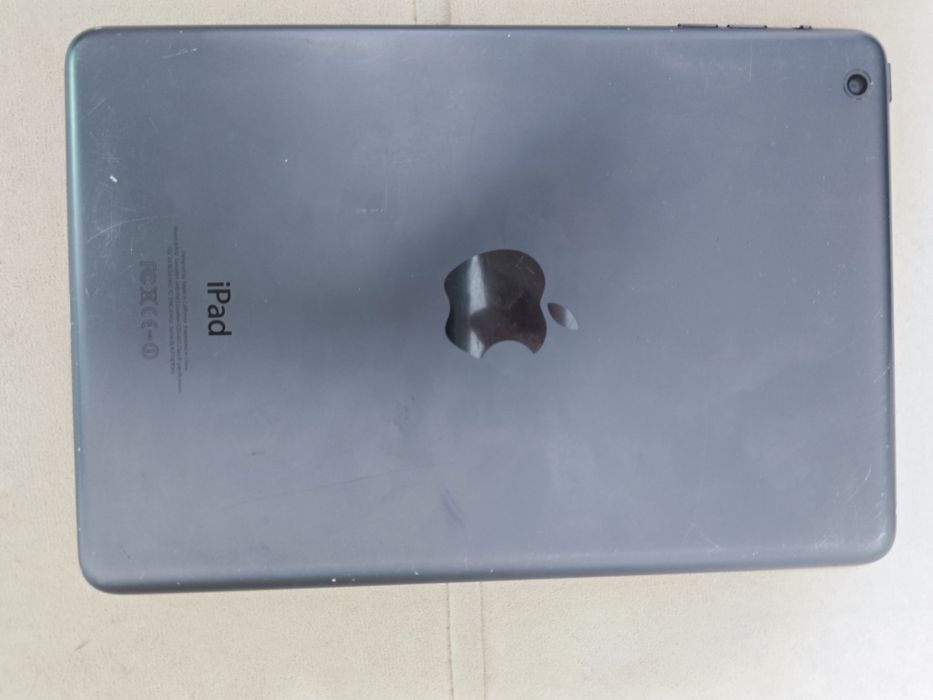 Планшет Apple iPad 4