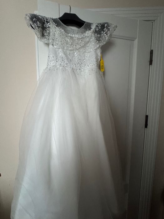 Платье новое на девочку