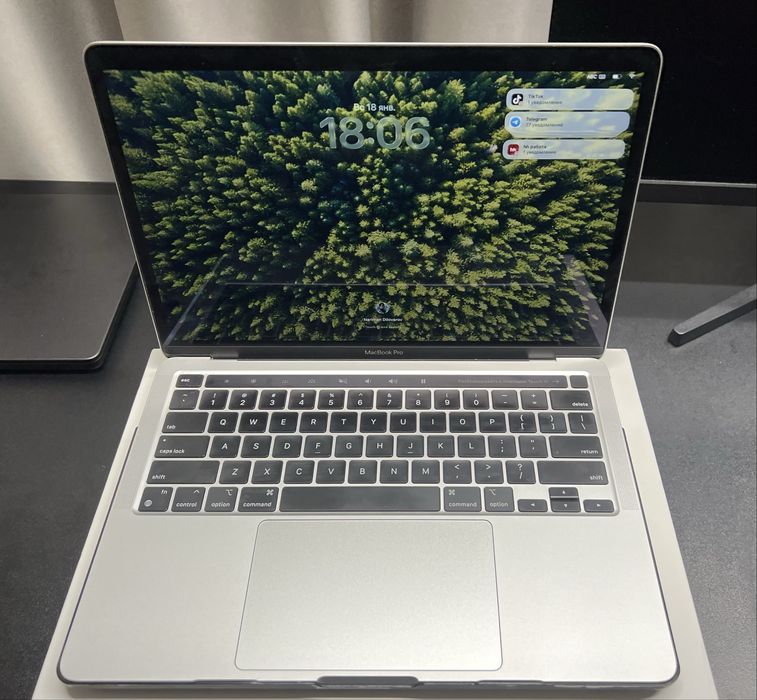 Продается Macbook pro 13 m1