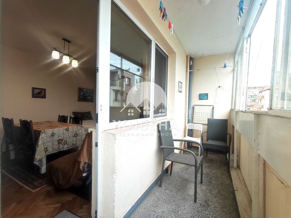 Дава се под наем Двустаен апартамент в Варна, Център - 40 кв.м за 307 € - Снимка #4