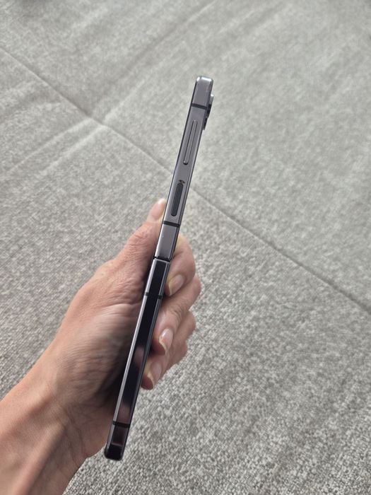 Samsung Flip 5 - 256BG