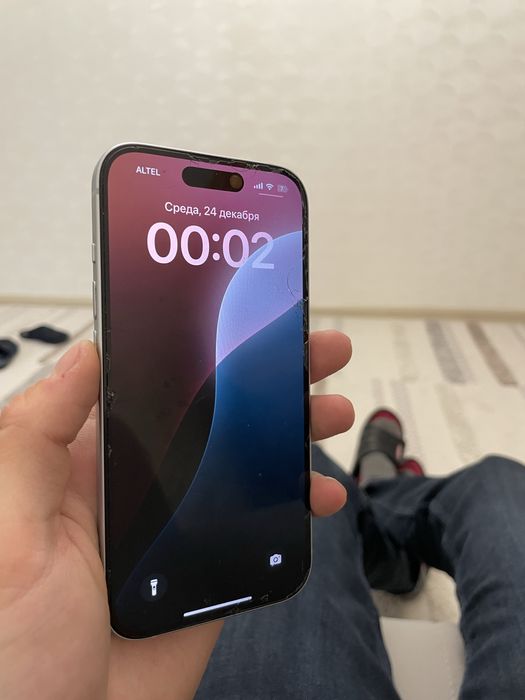 Айфон 15 в хорошем состояний