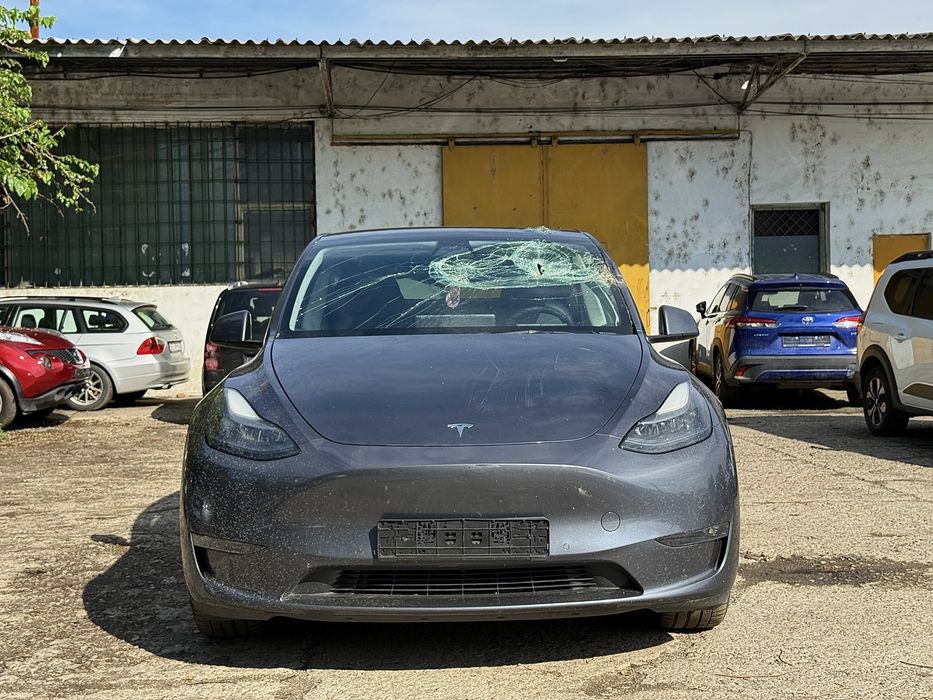 Tesla Model Y 2022 Avariat| Electric | 67.641km