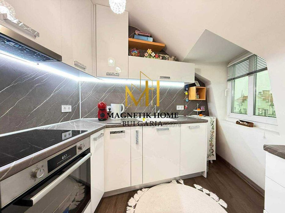 Дава се под наем Двустаен апартамент в Бургас, Център - 72 кв.м за 548.25 € - Снимка #12