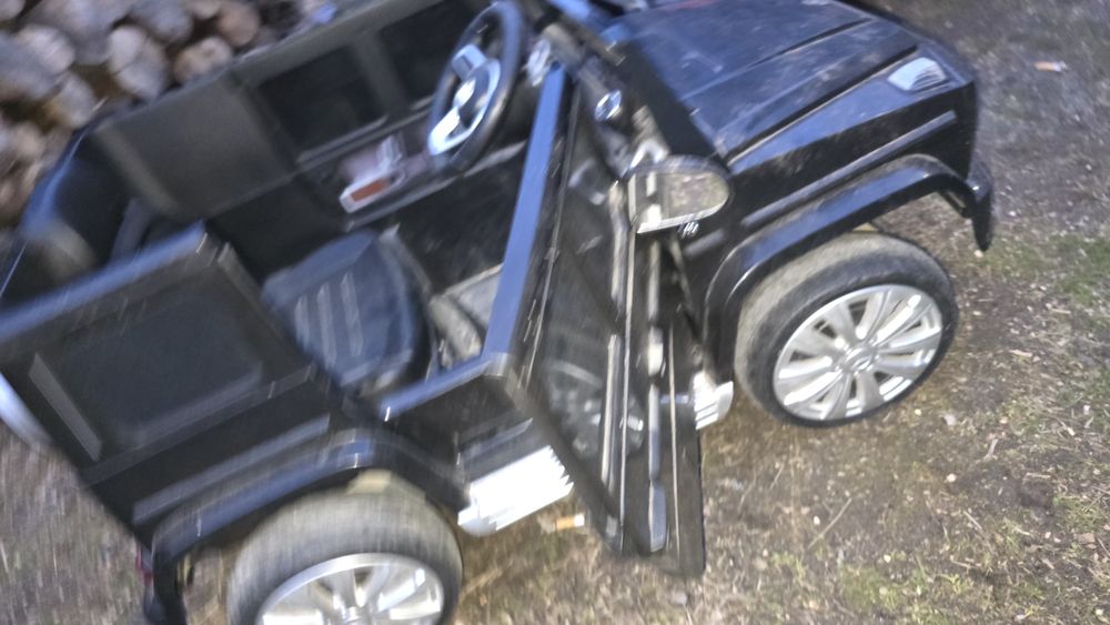 Акумолаторен джип