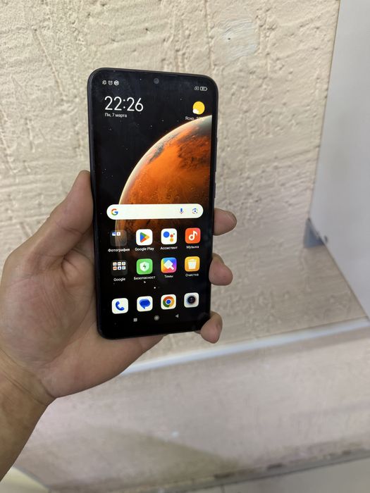 Redmi 9c память 64гб в хорошем состояний