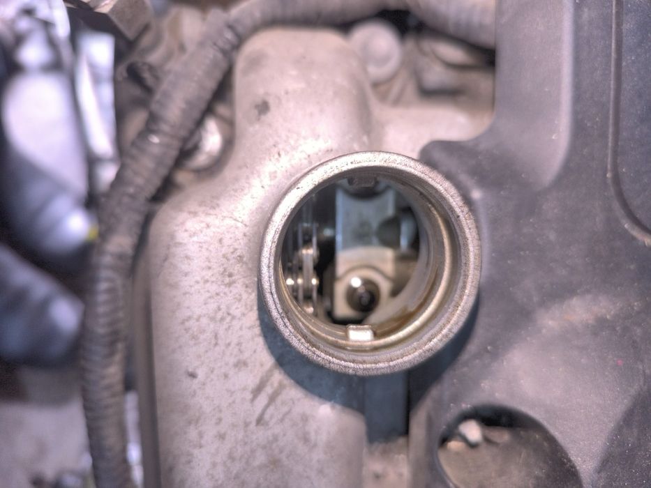 Продам запчасти на Мазду МПВ