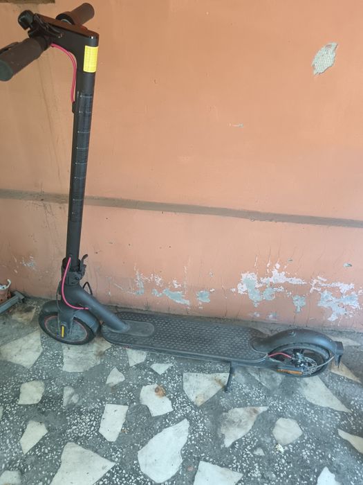 Trotineta Xiaomi M365