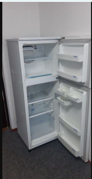 Xolodilnik LG oq rangli