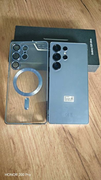 Samsung Galaxy S25 Ultra 512 GB в Гаранция