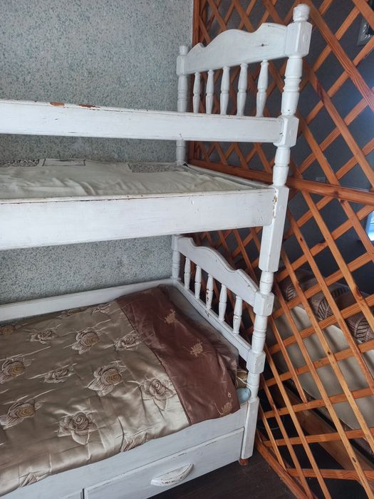 Продам Кровать 2 яруса