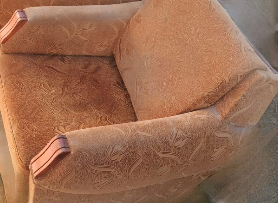 Продам кресло в хорошем состоянии