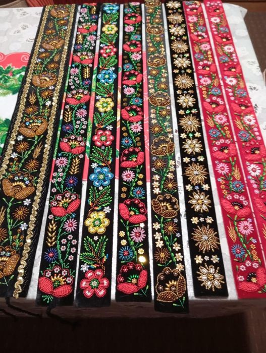 Brau cu margele pentru porturi romanesc