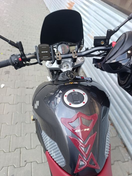 SUZUKI GSR 600 Yoshimura