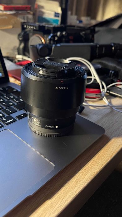 Sony 50mm 1.8 FE