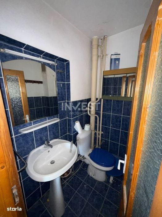 Apartament 3 camere decomandat-72mp-etaj intermediar-Bld Socola