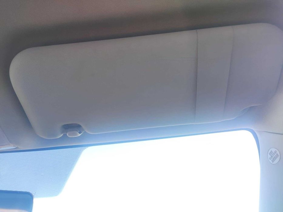 Сенници за Toyota Auris 2006-2012г