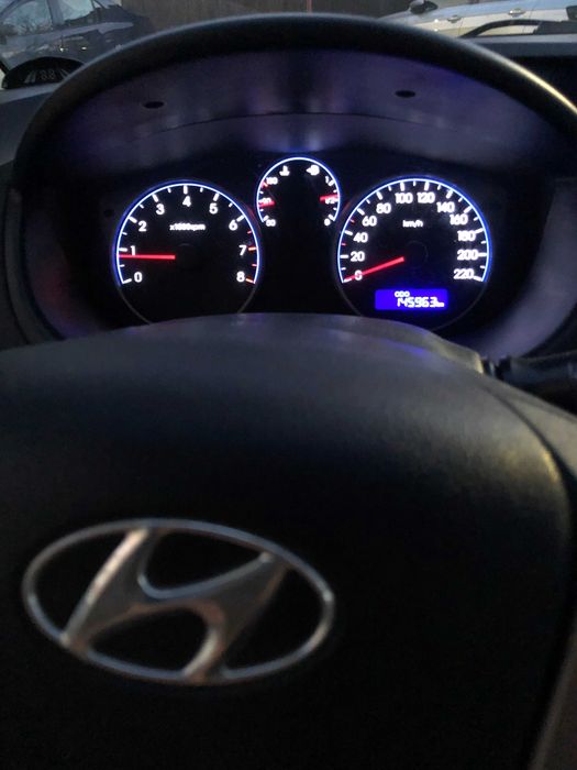 HYUNDAI i20 2012 — imagine 3