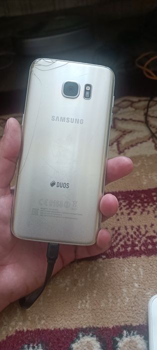 Продам Samsung S 7 edge