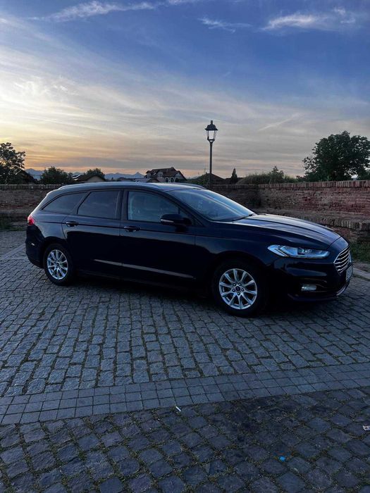 FORD  mondeo tournir