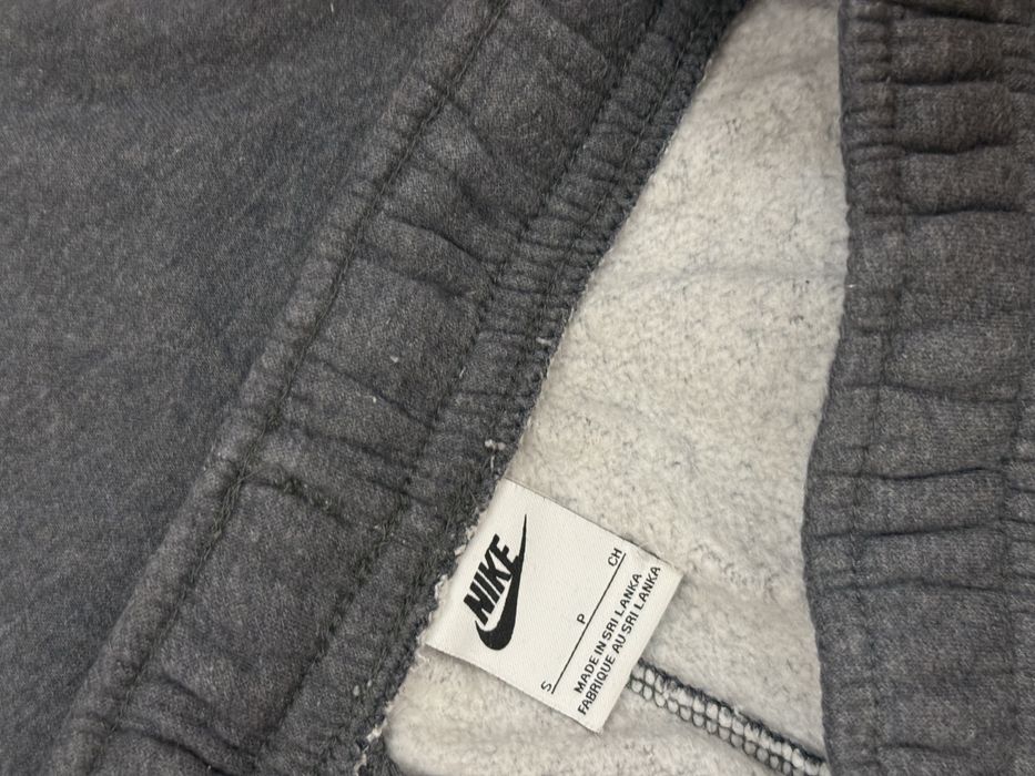 Долнища Nike, New yorker