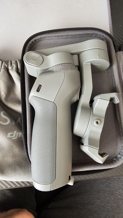 DJI Osmo Mobile 3 Sistem de Stabilizare pentru Smartphone