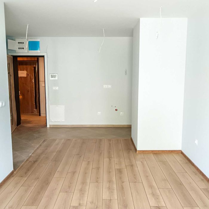 Продава се Двустаен апартамент в София, Оборище - 46 кв.м за 10 €/кв.м - Снимка #1