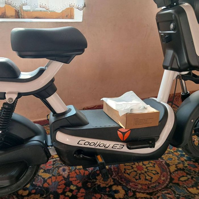 Elektro Skuter sotiladi