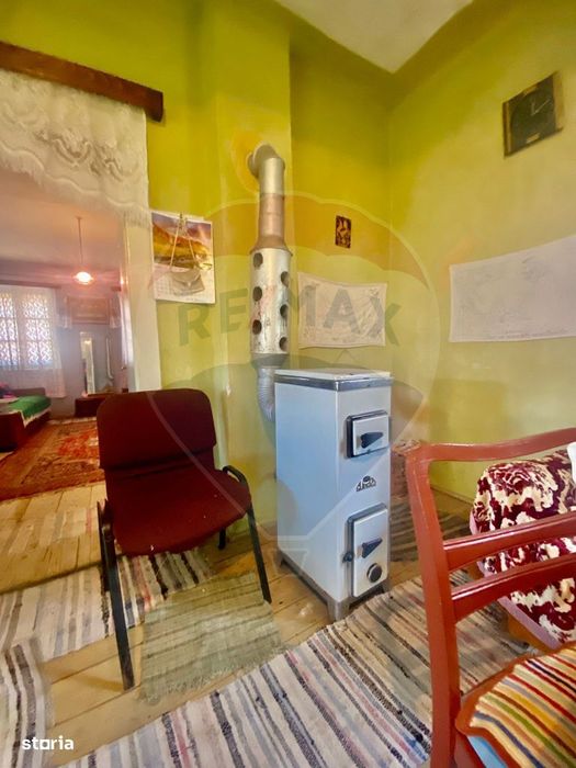 Casă veche de vânzare cu teren mare in Copsa Mica