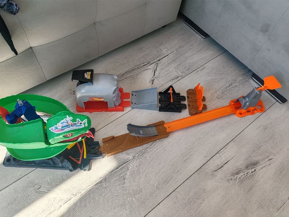 Изстрелвачки Hot Wheels