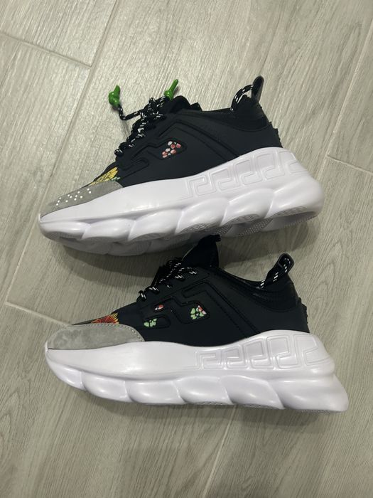 Versace Chain Reaction Black Flower