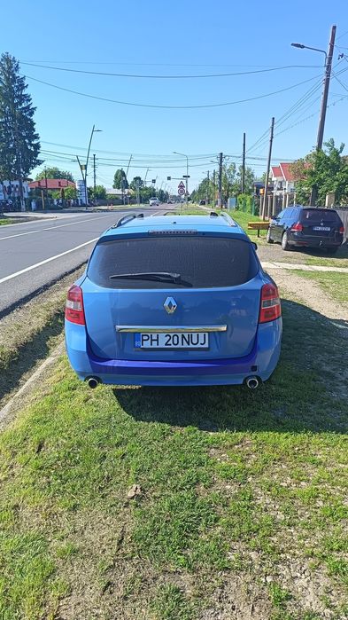 Renault Laguna și WV golf