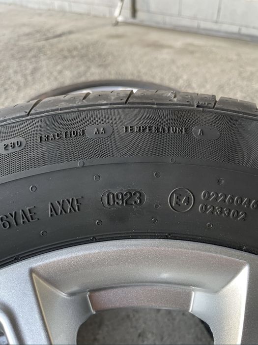 Диски с шинами на Кобальт R15