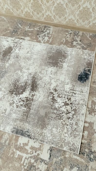 Продам дорожку для прихожей