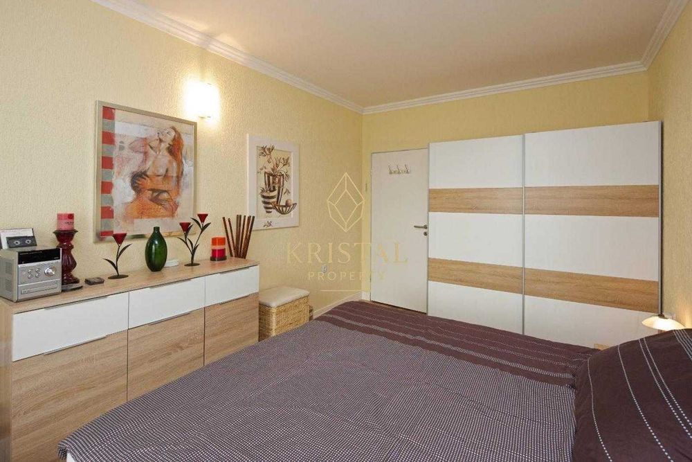 Продава се Двустаен апартамент в к.к. Слънчев бряг - 64 кв.м за 1360 €/кв.м - Снимка #4