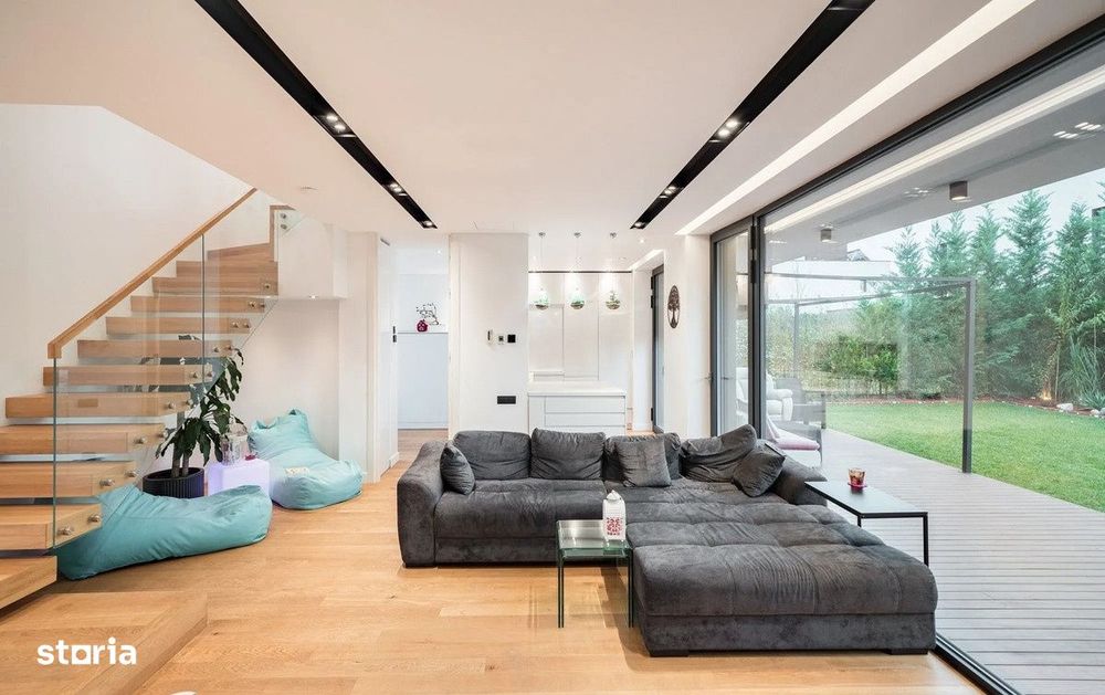 Vila de vanzare la cheie, gradina spectaculoasa I Tunari