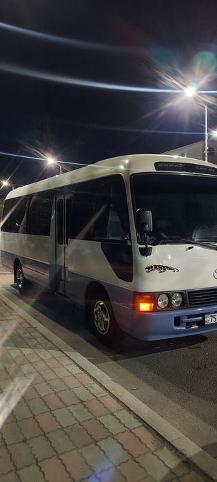 Аренда автобус Toyota coaster 29 мест
