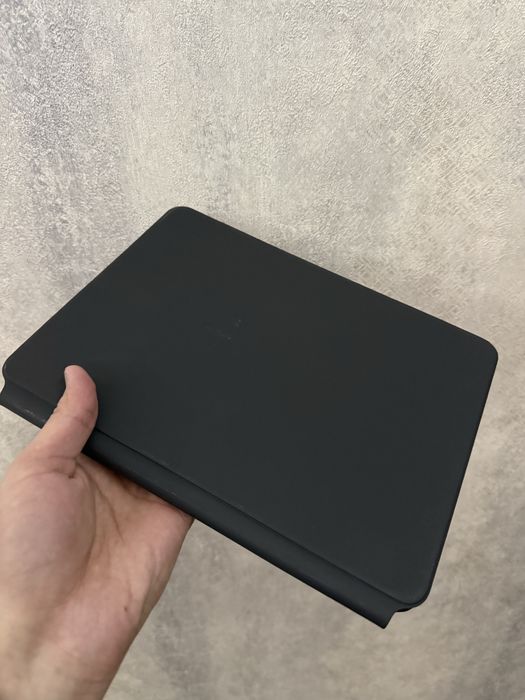 Magic keyboard 11 dyumli Ipadlarga
