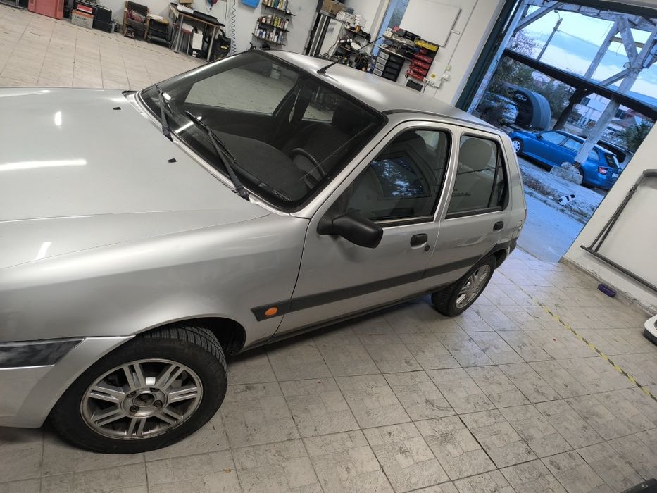 FORD Fiesta 2001 — imagine 2