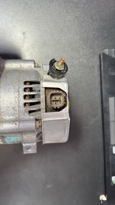 Генератор на двигатель 1GRFE