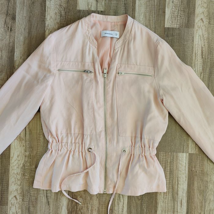 Дамско яке Reserved