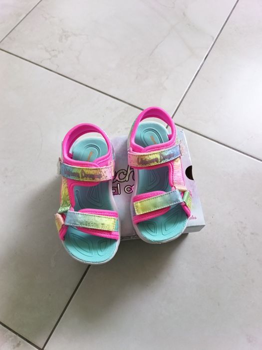 Sandale fete Skechers 26