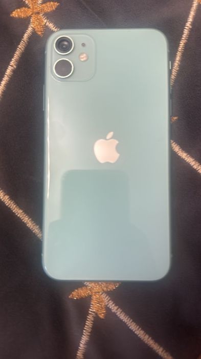Продам айфон 11 100% акб